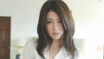 姓名 泷泽乃南 职业:杂志女模特,网络证券偶像模特 日本名:滝沢乃南