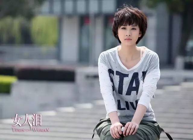 她被称为雷剧女王,没刘亦菲有仙气,演技也不如